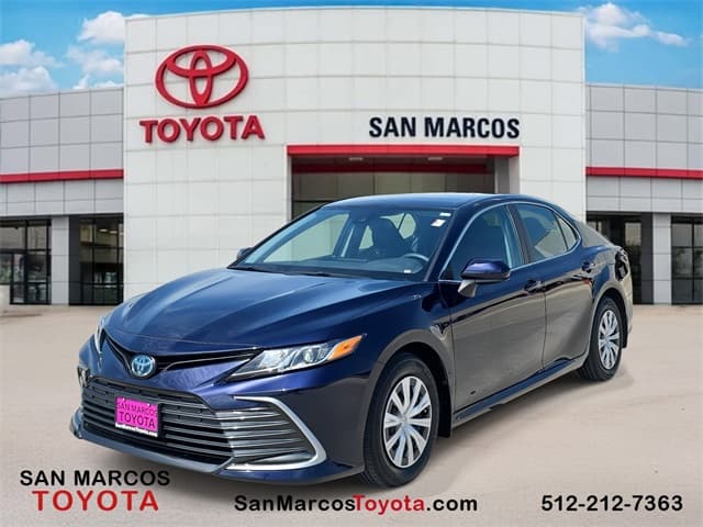 2022 Toyota Camry Hybrid LE