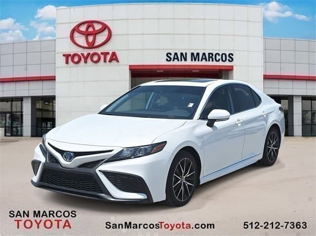 2024 Toyota Camry Hybrid SE
